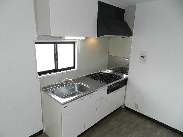 Kitchen. It comes with a gas stove 3-neck.