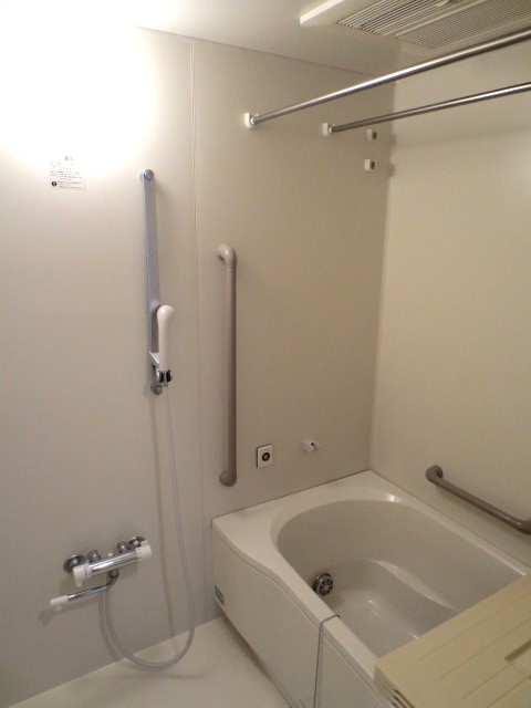 Bath. Reheating function, Bathroom Dryer, With handrail