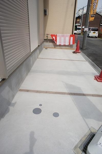 Parking lot