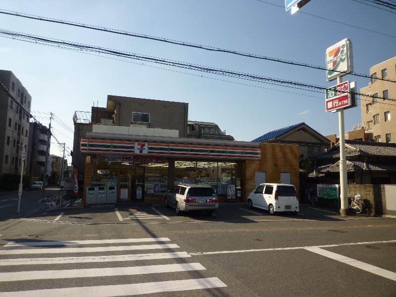 Convenience store. 168m to Seven-Eleven Ikeda Masumi-cho shop