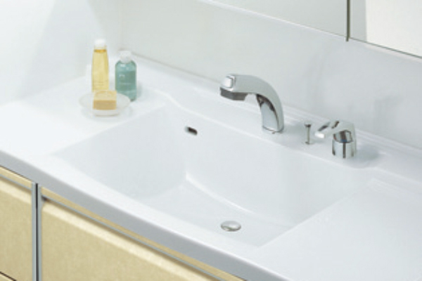 Bathing-wash room.  [Square bowl-integrated flat counter] It adopted the artificial marble, Functional in the spacious depth. Caring for the seamless bowl integral is easy (same specifications)