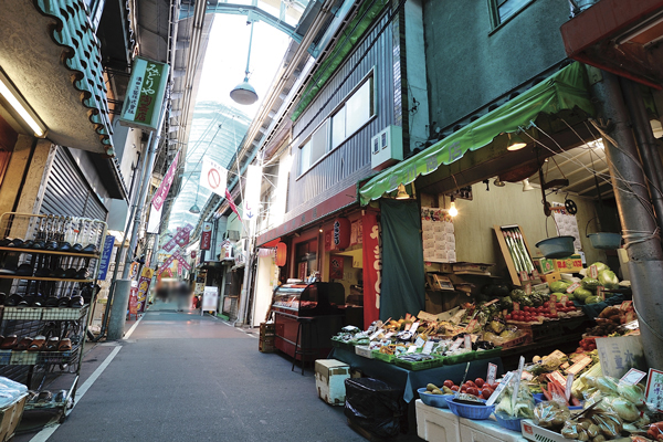 Surrounding environment. Shopping street Ishibashi (1-minute walk ・ About 50m)