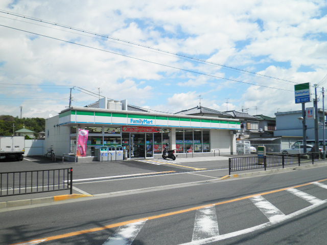 Convenience store. FamilyMart Izumi Ashibe the town store (convenience store) to 427m