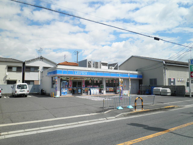 Convenience store. 1128m until Lawson Izumi Sakamoto-cho store (convenience store)