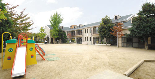 kindergarten ・ Nursery. I do not guess nursery school (kindergarten ・ 269m to the nursery)