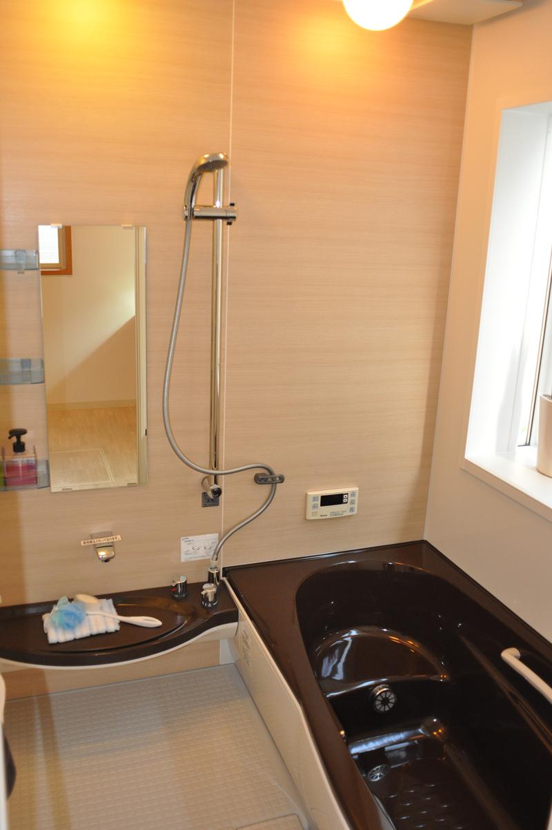 Bathroom. (171 Nos land local model house / 2013 November shooting)