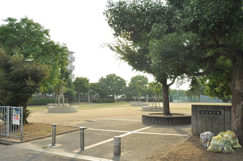 park. 780m to Makio River Park