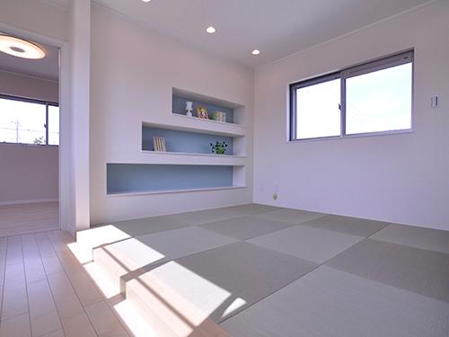 Model house photo. Use various second living.