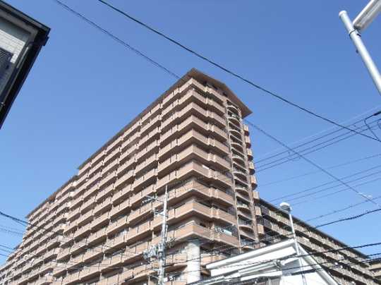 Local appearance photo. Mansion is the appearance.