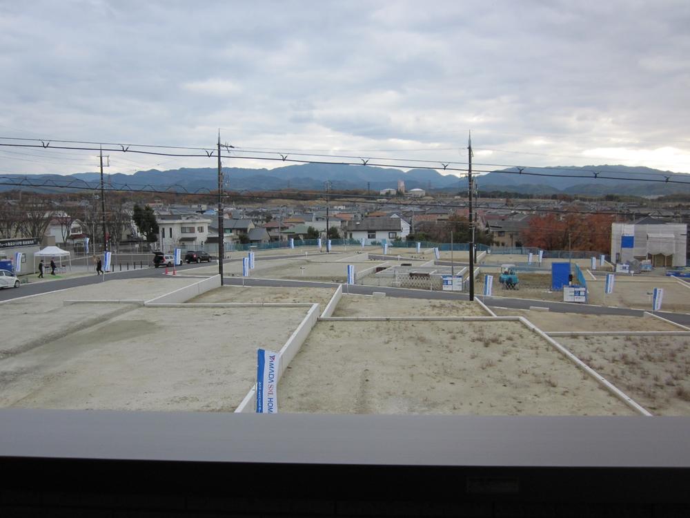 View photos from the dwelling unit. View from the site (December 2013) Shooting