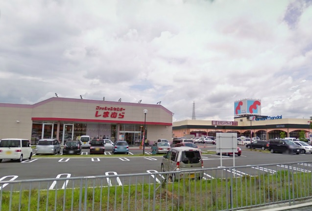 Supermarket. Bandai Izumi ten thousand town store up to (super) 652m