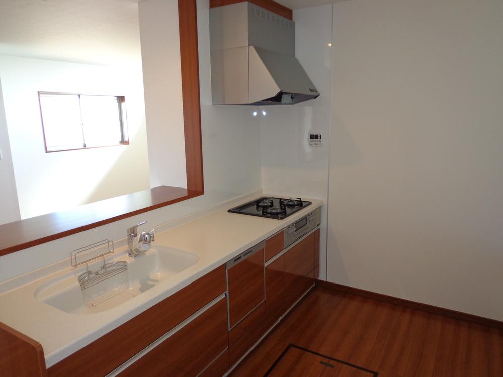 Kitchen. Indoor July 2013 shooting