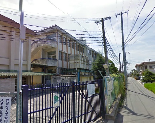 Primary school. 1414m to Izumi City Tatsukita Ikeda elementary school (elementary school)