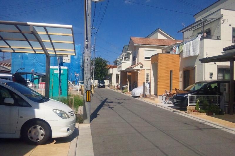 Takatsu-cho, the smell of the new town that new homes lined drifts. I was able to take a corner of the harmonization of new housing and the historic town, "Masters ・ El Takatsu-cho " RC structure of the house of peace of mind has been completed