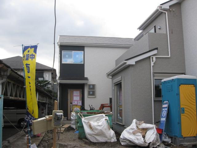 Local appearance photo. Local (12 May 2013) Shooting