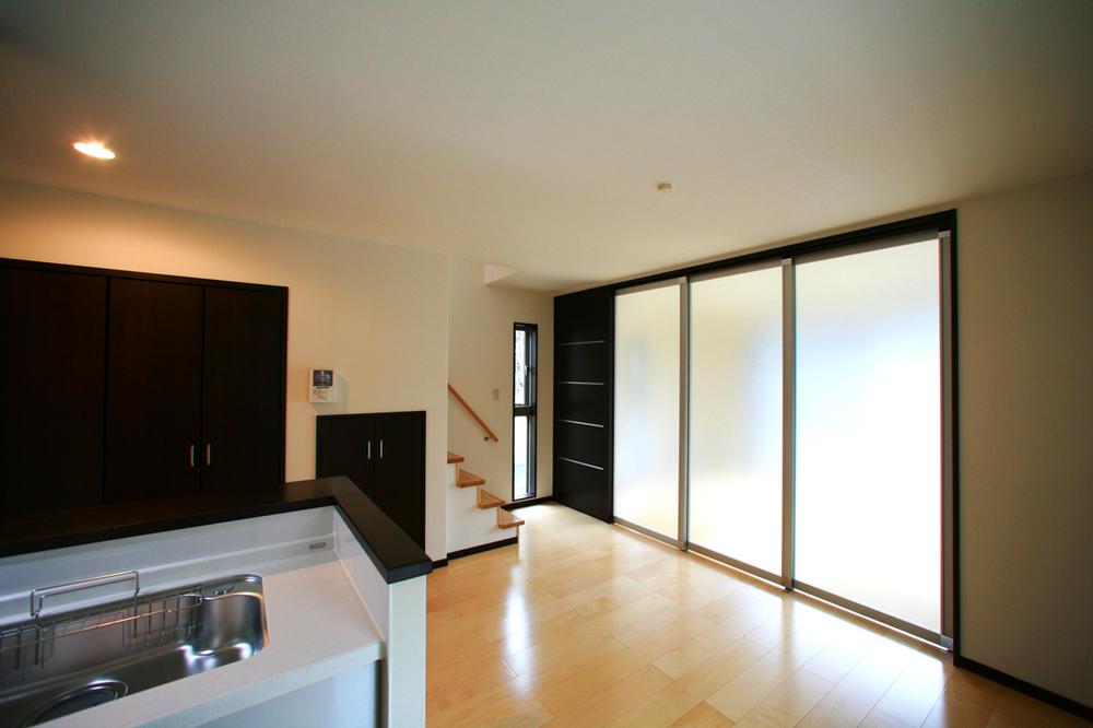 Sale already cityscape photo. (Simple design sliding door with an attractive LDK) our past construction photo