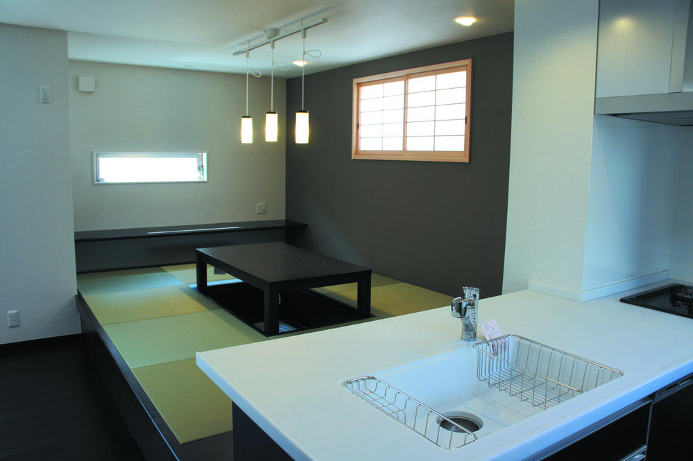 Sale already cityscape photo. (Dining digging kotatsu) our past construction photo