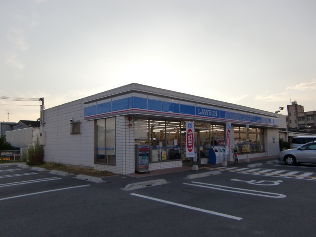 Convenience store. 663m until Lawson Izumiotsu Abiko store (convenience store)