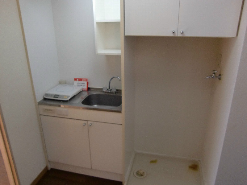 Other Equipment. Indoor Laundry Storage