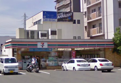 Convenience store. Seven-Eleven Izumiotsu Ikeura 1-chome to (convenience store) 569m