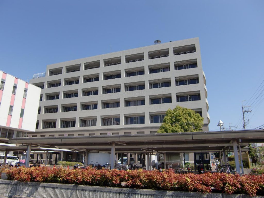 Hospital. Izumiotsu Municipal City Hospital (hospital) to 772m