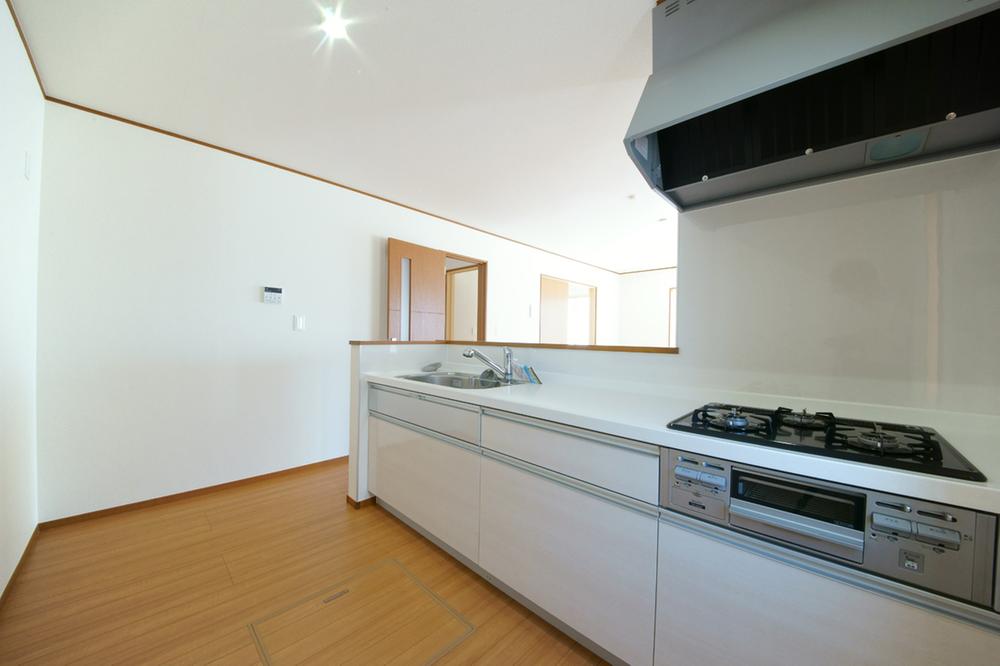Same specifications photo (kitchen). Example of construction (same specifications)