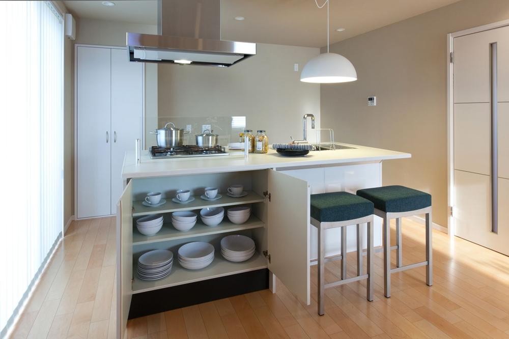 Kitchen. It leverages as also housed small space. Even in the open counter, By providing the storage space, You can much more cleanly use.
