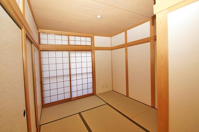 Non-living room. Second floor Japanese-style room