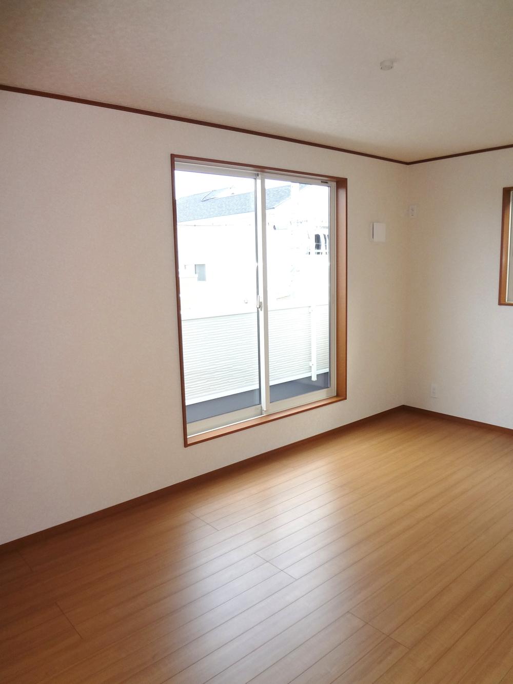 Non-living room. It is a photograph of the second floor Western-style.