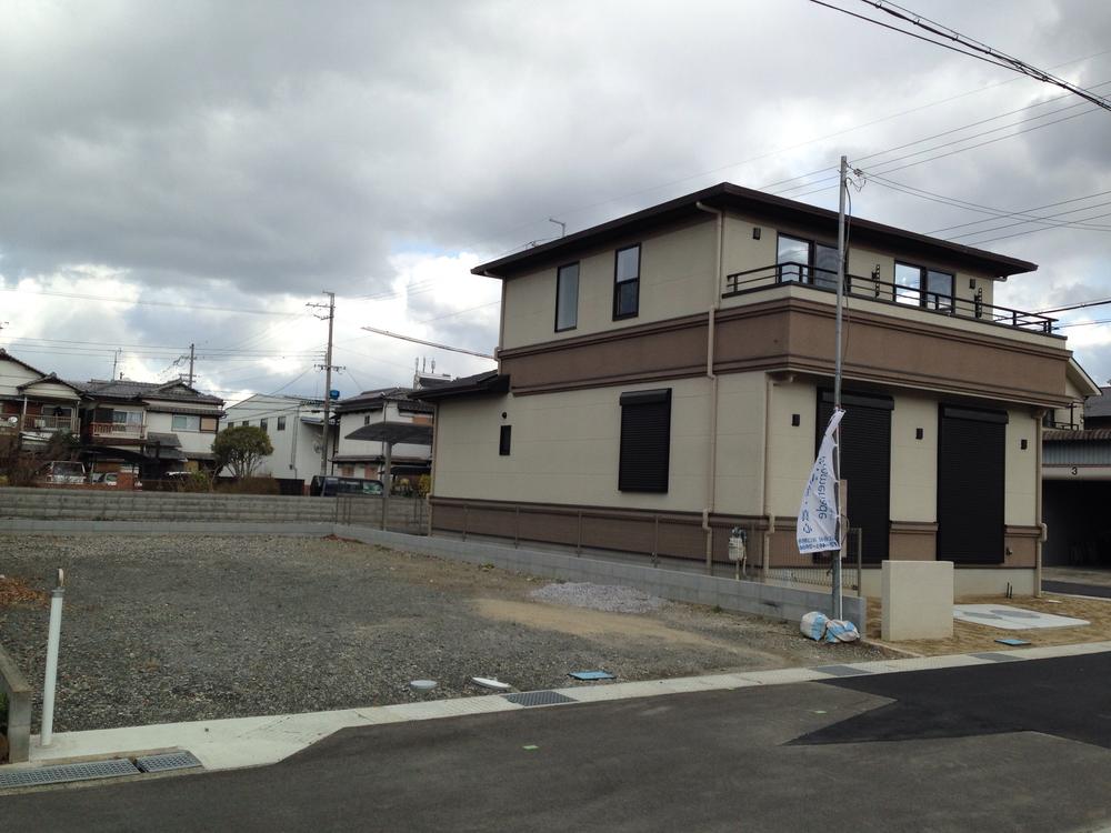 Local photos, including front road. Aoimachi that has been readjustment is ideal for living environment.
