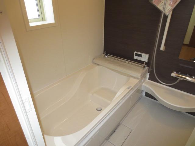 Bathroom. Spacious space \ in one tsubo type of bathroom (^ o ^) /