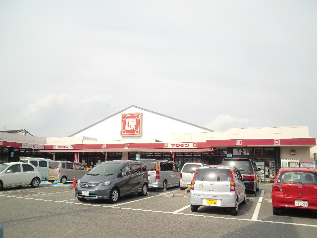 Supermarket. MatsuHajime Nagataki store up to (super) 353m