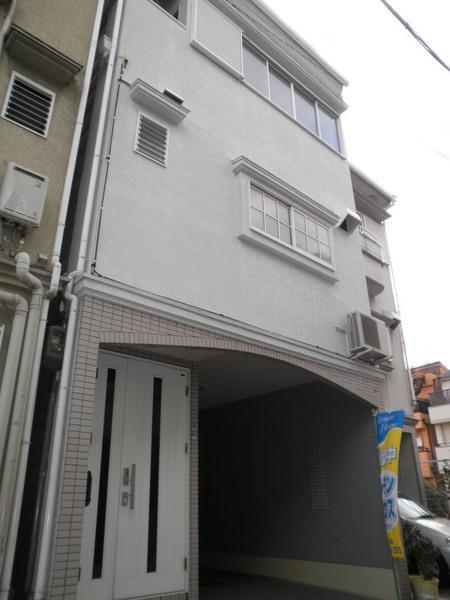Local appearance photo.  ☆ It has become a built-in garage
