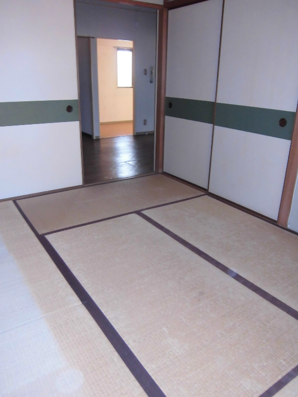 Other room space. Japanese-style room 6 Pledge (2)