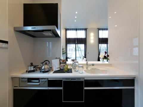 Kitchen. Same specification kitchen