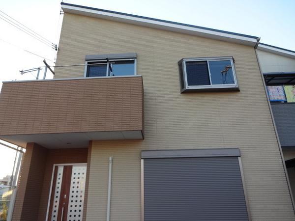 Local appearance photo. Happy spread residential living ☆