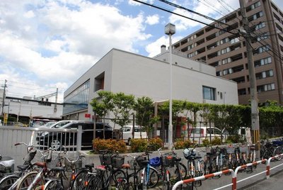 Bank. 585m to Bank of Tokyo-Mitsubishi UFJ (Bank)