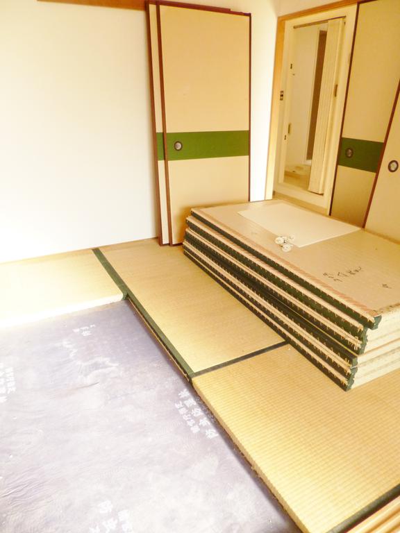 Other room space