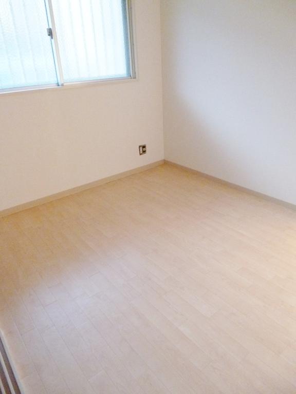 Other room space