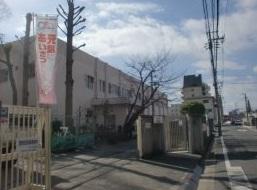 Primary school. 914m to Moriguchi stand Yagumohigashi elementary school (elementary school)