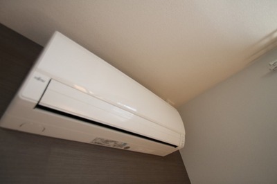 Other Equipment. Air conditioning (living)