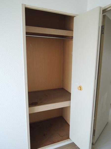 Receipt. Western-style 4 Pledge of CL.