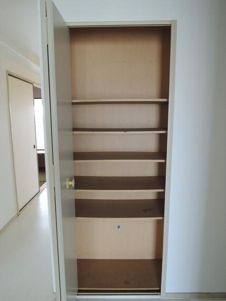 Receipt. Storage of the corridor.