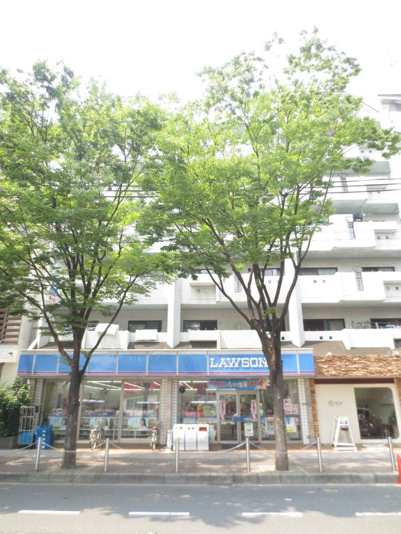 Convenience store. 758m until Lawson Hayami-cho store (convenience store)