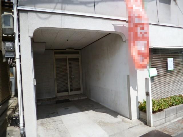 Other.  ☆ Entrance ・ Garage Partial