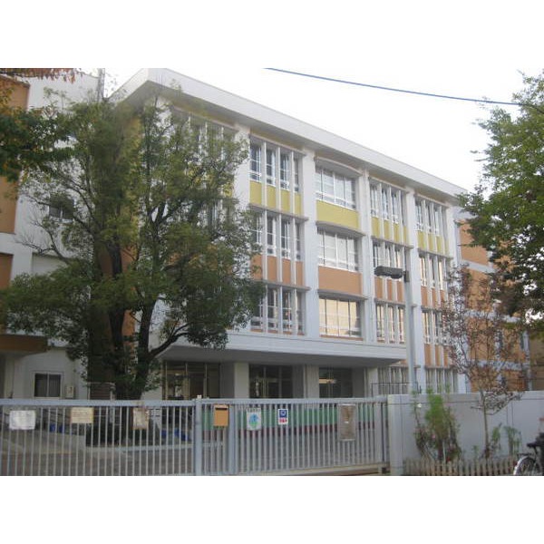 Primary school. 469m to Kadoma Municipal Kadoma future elementary school (elementary school)