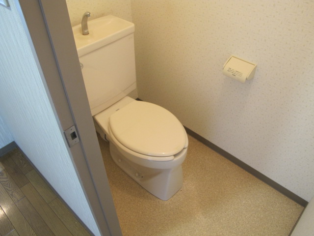 Toilet