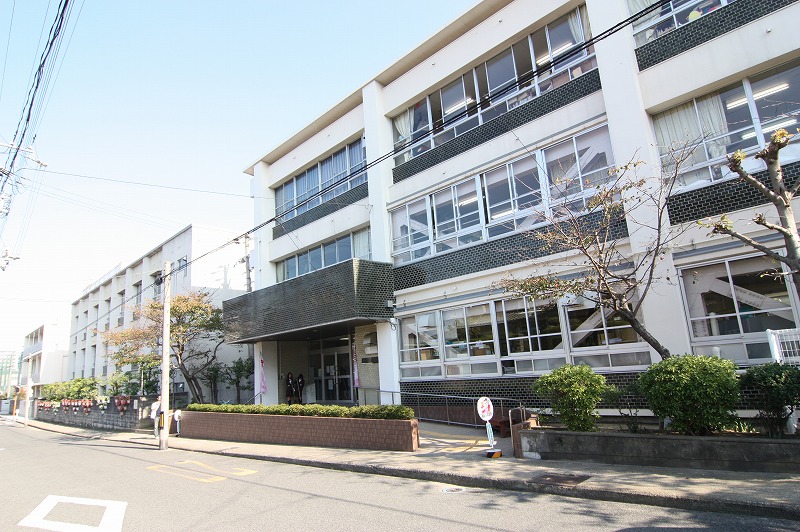 Primary school. 630m to Kaizuka City Tsuda Elementary School