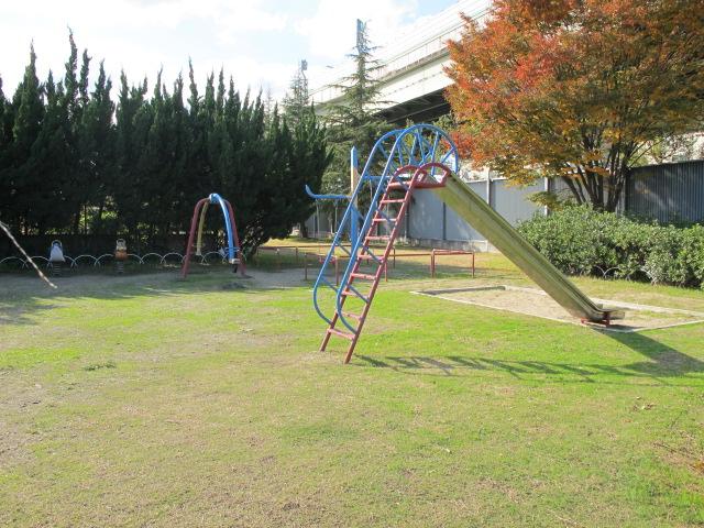 park. 60m to Umizuka children's park
