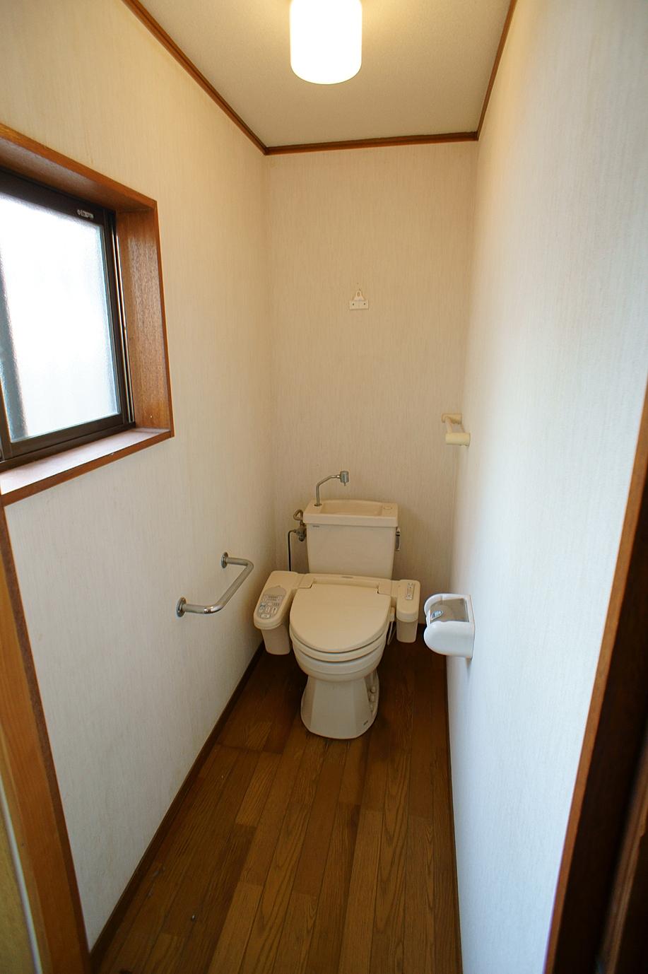 Toilet. July 2012 shooting